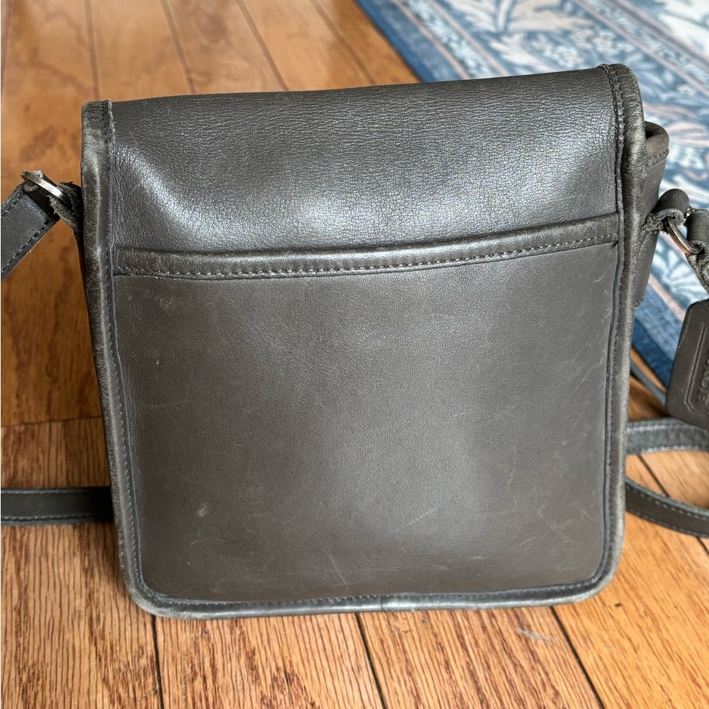 Vintage Grey Coach 9076 Companion Flap Bag - Picture 3 of 10